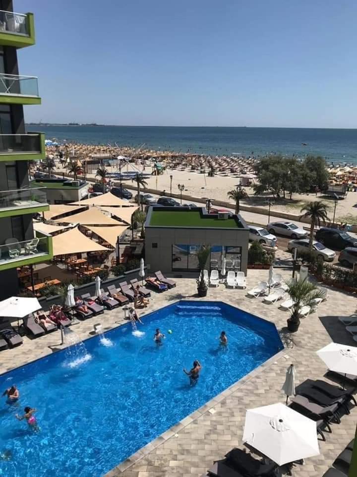 Isabelle Apartament Alezzi Beach Resort Mamaia Nord Năvodari Екстериор снимка