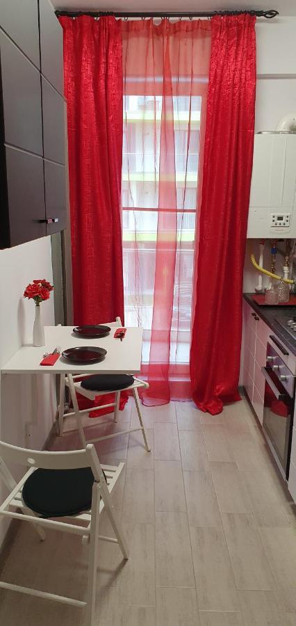 Isabelle Apartament Alezzi Beach Resort Mamaia Nord Năvodari Екстериор снимка